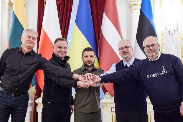 ரஷ்யாவை பயங்கரவாதத்திற்கு ஆதரவளிக்கும் நாடாகா  அறிவித்த லாட்வியா - தமிழ்நாடு