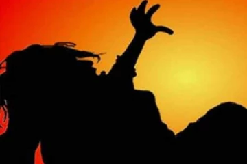 இனி எப்படி கள்ளக்காதலியுடன் உல்லாசமா இருப்ப... மனைவி செஞ்ச கொடூர செயல்!