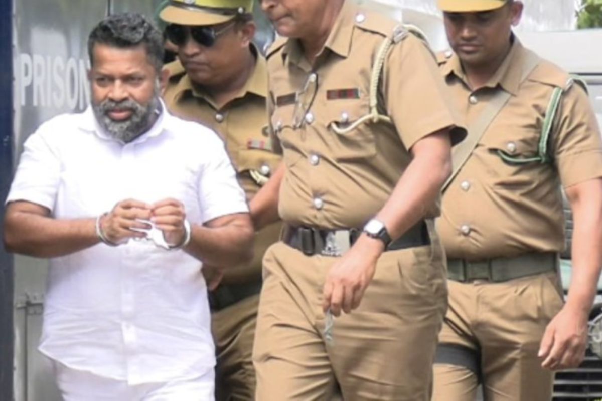 சிறைக்குள் உணவு உண்ண முடியவில்லை - தாயுடன் பேச வேண்டும்! பிள்ளையானின் உருக்கமான கோரிக்கைகள் | Pillaiyaan Remand Continues Till Augest 18 சிறைக்குள் உணவு உண்ண முடியவில்லை - தாயுடன் பேச வேண்டும்! பிள்ளையானின் உருக்கமான கோரிக்கைகள் | Pillaiyaan Remand Continues Till Augest 18