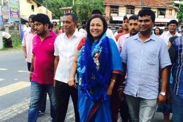 பொது மக்களுக்கு பயந்து ஒளிந்து திரியும் தென்னிலங்கை அரசியல்வாதிகள்