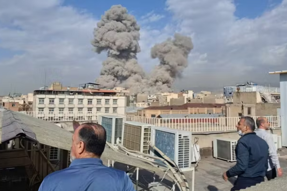 நெதன்யாகு இஸ்ரேலியர்களுக்கு வழங்கிய மோசமான பரிசு! ஈரானிய புரட்சிகர காவல்படை தளபதி கேலி | Irgc Aerospace Commander Derided Netanyahu