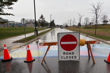 கனடா லம்ப்டன் கல்லூரி வளாகத்தில் துப்பாக்கிச் சூடு ; இளம் ஹாக்கி வீரர் பலி