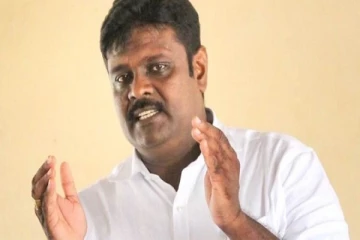 சர்வதேசத்திடம் நீதி கிடைக்கும் என்ற நம்பிக்கையில் வீதியோரம் காத்திருக்கும் மக்கள்