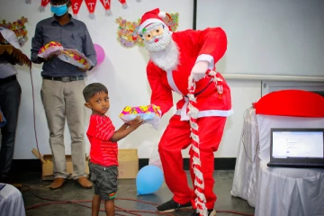 றீ(ச்)ஷாவில் மாபெரும் நத்தார் தின கொண்டாட்டம்!