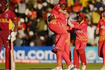 உலக சாம்பியன் மேற்கிந்திய தீவுகள் அணியை வீழ்த்தியது ஜிம்பாப்வே- சிக்கந்தர் ராஸா புதிய சாதனை