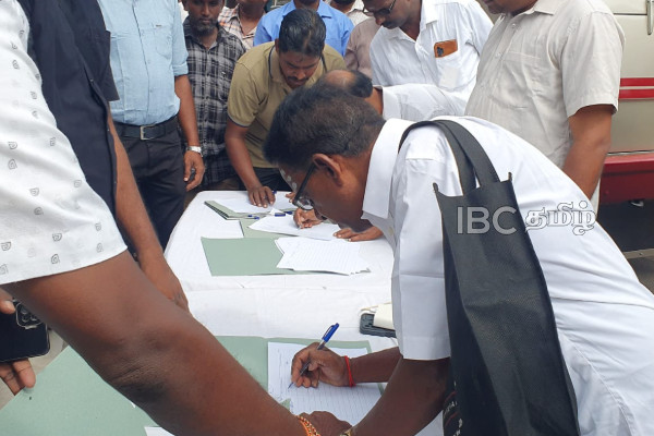 வடக்கில் வலுக்கும் ஆதரவு: நீதிக்கான மாபெரும் கையெழுத்து போராட்டம் | International Investigation Mass Graves Genocide