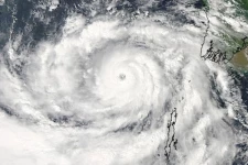 யாழ் கல்லுண்டாயில் சுழல்காற்று! ஒன்பது வீடுகள் பகுதியளவில் சேதம்