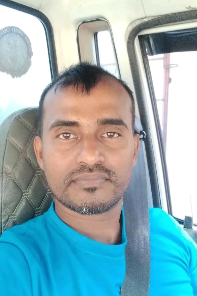 பெண்ணின் கழுத்தை அறுத்த ஆபத்தான நபர் - தீவிர தேடுதலில் பொலிஸார் | Police Seeking Public Help To Find A Suspect