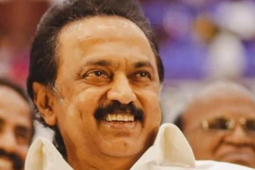 ‘அடேய்... என்னடா பண்ணி வச்சிருக்கீங்க...’ - இணையத்தில் வைரலாகும் தமிழக முதலமைச்சர் கபடி பேனர்