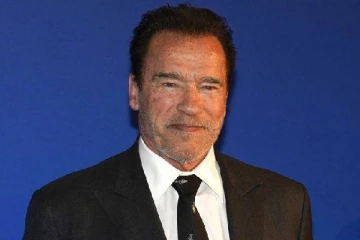 கார் விபத்தில் சிக்கிய ஹாலிவுட் நடிகர் அர்னால்டு.. ஷாக்கிங் செய்தி