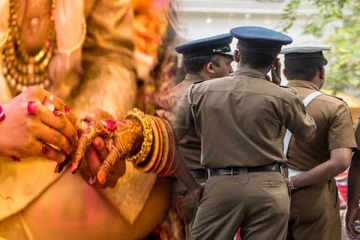 தென்னிலங்கையில் திருமணம் செய்வதாக ஏமாற்றப்படும் பெண்கள்