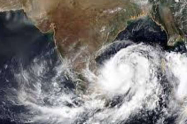 டிட்வா புயல் சேத அதிகரிப்பிற்கு இதுவே காரணம் | No Officers To Handle Ditwa