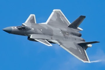 கடல் எல்லையில் சுற்றித்திரியும் சீனாவின் போர் விமானங்கள் ; உஷாரான தைவான்