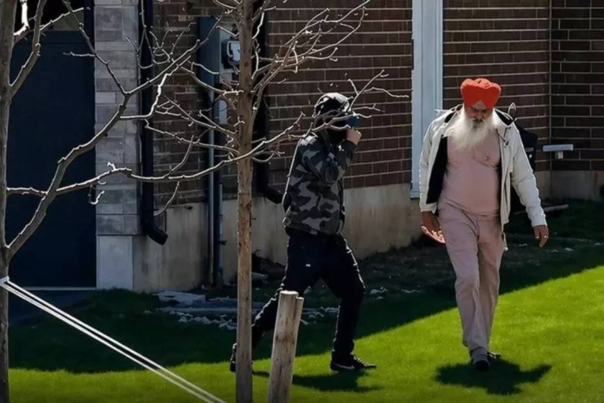 என் நாட்டைவிட்டு வெளியே போ... கனடாவில் இனவெறுப்புத் தாக்குதலுக்குள்ளான சீக்கிய முதியவர் | Sikh Man Abused In Racist Attack In Canada