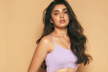 ஹாட் உடையில் க்ரித்தி ஷெட்டி - லேட்டஸ்ட் போட்டோஷூட்