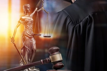 யாழில் பெண் நீதவானின் பதவி நீக்கம் ; வெளியான அதிர்ச்சி காரணம்