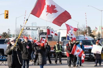 ஒட்டாவாவை அடுத்து... அவசர நிலை பிரகடனம் செய்யப்பட்ட கனடாவின் இன்னொரு மாகாணம்