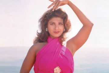 அப்படியே ரம்பாவை போலவே இருக்கும் அவரது மகள் வாங்கிய சூப்பர் விருது- பெருமையாக ஷேர் செய்த நடிகை