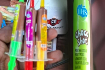 யாழில் சீன சொக்லேட் வைத்திருந்தவருக்கு 64 ஆயிரம் ரூபாய் தண்டம்