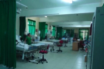 திருகோணமலையில் மோதல்: குடும்ப பெண்ணின் கை துண்டிப்பு