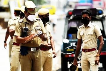 இலங்கை பிரஜை உட்பட 4 பேர் தமிழக பொலிஸாரால் கைது