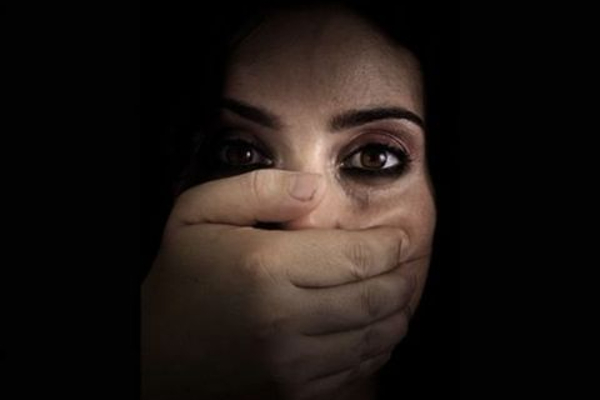 மனைவியை கட்டாயப்படுத்தி உறவு கொள்வது குற்றமா? மத்திய அரசு பதில் தர உத்தரவு | Supreme Court Questions About Marital Rape மனைவியை கட்டாயப்படுத்தி உறவு கொள்வது குற்றமா? மத்திய அரசு பதில் தர உத்தரவு | Supreme Court Questions About Marital Rape