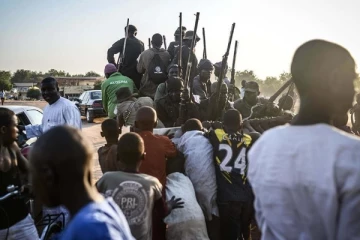 நைஜீரியாவில் வெடித்த கும்பல் சண்டை: மோதலில் 113 பேர் பலி