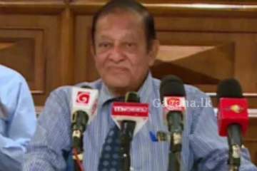 හිටපු පොලිස්පති චන්ද්‍රා ප්‍රනාන්දුගෙන් අනතුරු ඇඟවීමක්