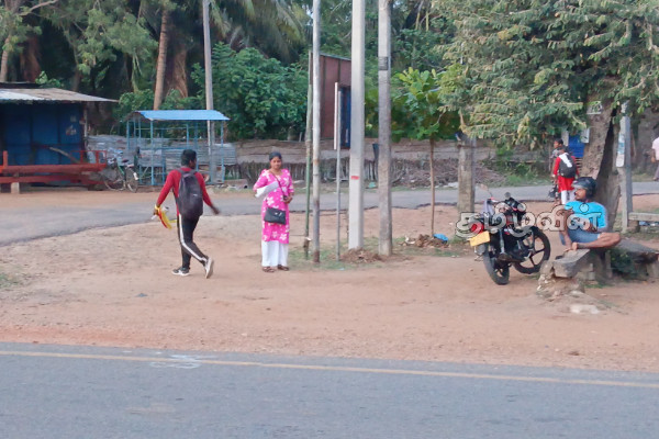 மன்னார் காற்றாலைக்கு எதிர்ப்பு தெரிவித்து இளைஞர்களின் நடைபயணம் | Protest Against Mannar Wind Farm