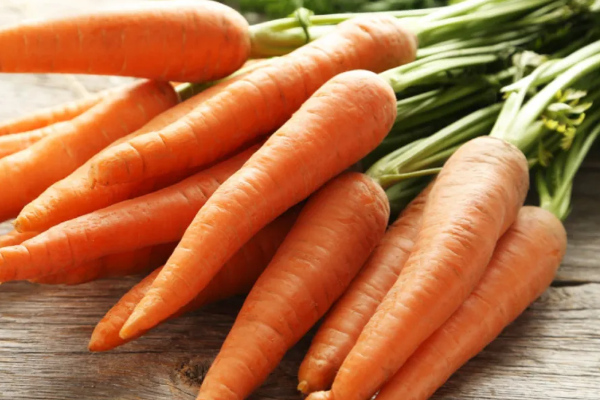 கேரட் 3,500 ரூபாய்க்கு விற்பனை செய்த வியாபாரி; அதிரடி நடவடிக்கை | Trader Sold Carrots For Rs 3 500 Galle