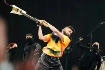 கனடாவில் இந்திய இளைஞர் செய்த செயல்; இணையத்தில் கடும் விமர்சனம்