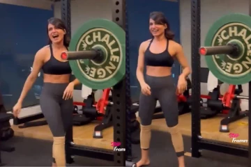 25 கிலோ weight-ஐ தலைக்கு மேல் தூக்கிய சமந்தா.. ஒர்க் அவுட் வீடியோ..