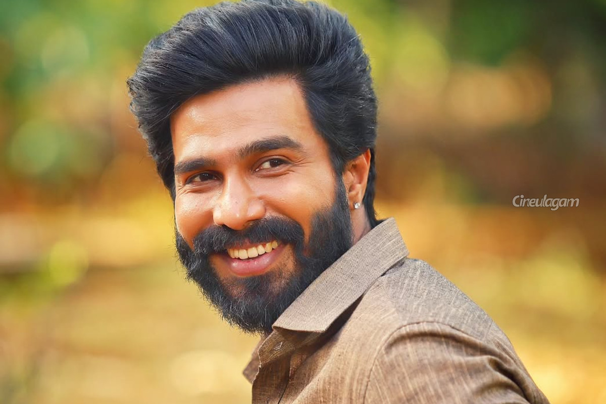 நீங்க சூர்யாவா, ரஜினியா? போன் எடுக்க முடியாதா? - திமிராக பேசிய இயக்குனருக்கு விஷ்ணு விஷால் பதிலடி | Vishnu Vishal Vs Director In Phone