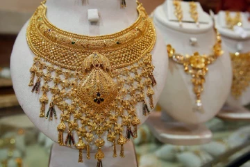 අද රන් මිලෙහි තරමක වැඩි වීමක්. අලුත් වූ මිල ගණන් මෙන්න.