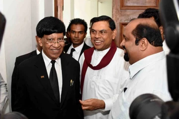 பசிலை சிறையில் அடைக்க வேண்டும்; தேரர் போர்க்கொடி