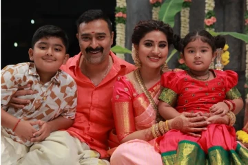 நடிகை சினேகா - பிரசன்னா வீட்டில் விசேஷம்.. ஒன்று கூடிய மொத்த குடும்பம்