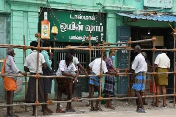 முகக்கவசம் இருந்தால் மட்டுமே மதுபானம்: டாஸ்மாக்கிற்கு புதிய கட்டுப்பாடுகள்