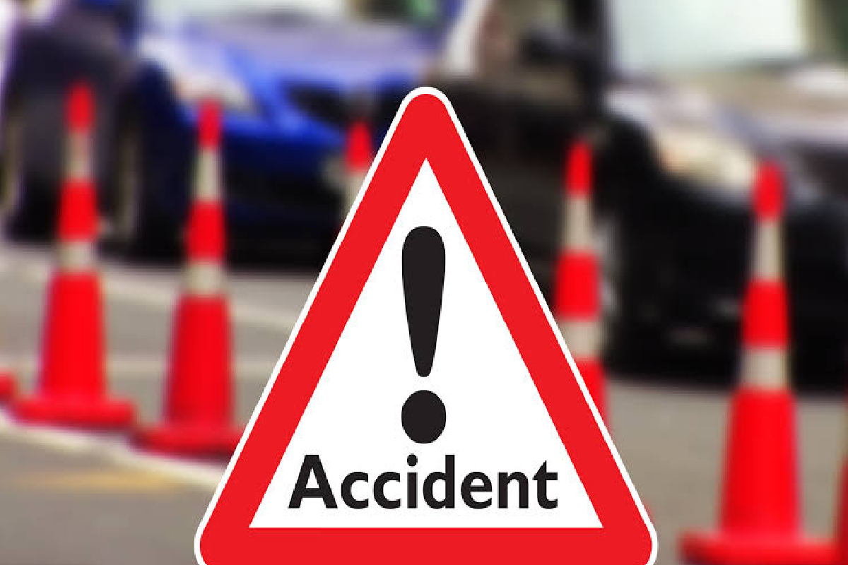 விபத்தில் பாட்டியும் பேரனும் உயிரிழப்பு; ஆவணங்கள் திருட்டு | Grandmother And Grandson Die In Accident