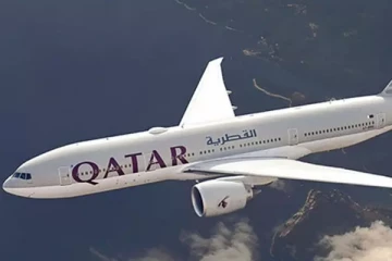 நடுவானில் திடீரென குலுங்கிய விமானம் ; பதறிய பணிகள்