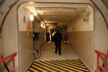 ரஷ்ய அச்சுறுத்தல்... பதுங்கு குழி விரிவாக்கத்தை விரைவுபடுத்தும் ஜேர்மனி