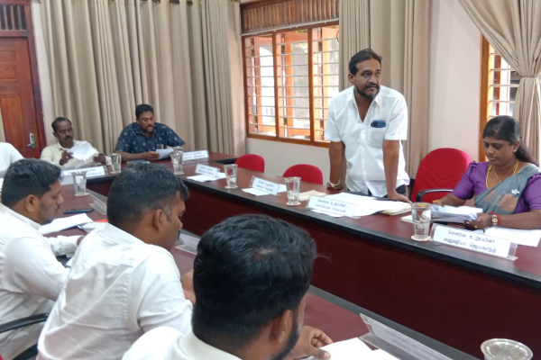 மண்கும்பானில் உள்ள குளங்கள் சீரமைக்கப்பட வேண்டும் : விடுக்கப்பட்டுள்ள கோரிக்கை | Ponds Should Be Renovated To Protect Freshwater