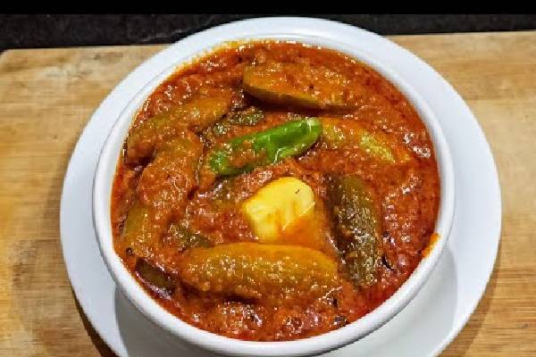 அல்சர் பிரச்சினைக்கு அருமருந்தாகும் கோவக்காய் குழம்பு! இப்படி செய்து கொடுங்க | Kovaikkai Health Benefits And Kuzhambu Recipe