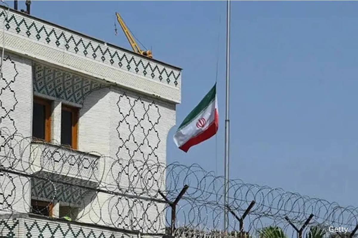 உடனடியாக ஈரானை விட்டு வெளியேறுக... இந்திய தூதரகம் தன் குடிமக்களுக்கு அறிவுறுத்தல் | Embassy Urge Indian Citizens To Exit From Iran