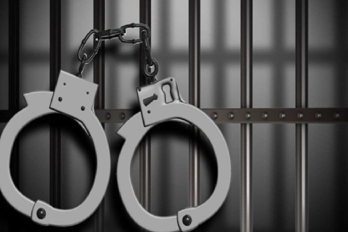 போலியான வாகன பதிவு ஆவணங்களை தயாரித்து விற்பனை | Sale Of Fake Vehicle Registration Documents