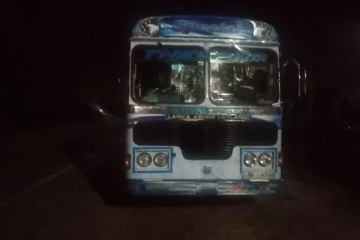 பளையில் பேருந்தில் இருந்து விழுந்து ஒருவர் உயிரிழப்பு!