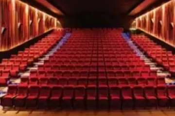 ஓமைக்ரான் பரவல்: RRR தொடர்ந்து பொங்கல் ரேஸில் இருந்து விலகிய பிரம்மாண்ட படம்!