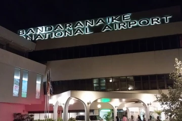 வெளிநாட்டிலிருந்து வந்தவர் இலங்கையில் அதிரடி கைது