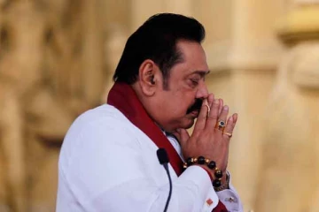 மகிந்தவுக்கு நம்பிக்கை தெரிவிக்கும் பிரேரணையில் கையொப்பம் திரட்டும் நடவடிக்கை