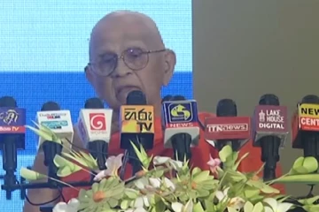වර්තමානේ නයිටිංගේල් දුවලා මම හිතන්නේ ටිකක් අයාලේ යනවා.. හෙද කවුන්සිලය ඇමතිට යටත් වෙලා - මුරුත්තෙට්ටුවේ හිමි සුව ඇමතිට සැරටම දෙසයි [VIDEO]