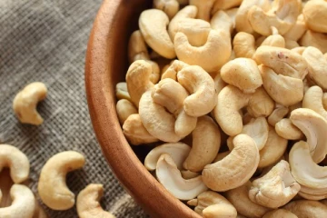 இந்த பிரச்சினை உள்ளவர்கள் முந்திரி சாப்பிடவே கூடாதாம்! மோசமான விளைவுகளை ஏற்படுத்தும்